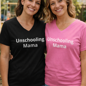 Unschooling Mama Tee